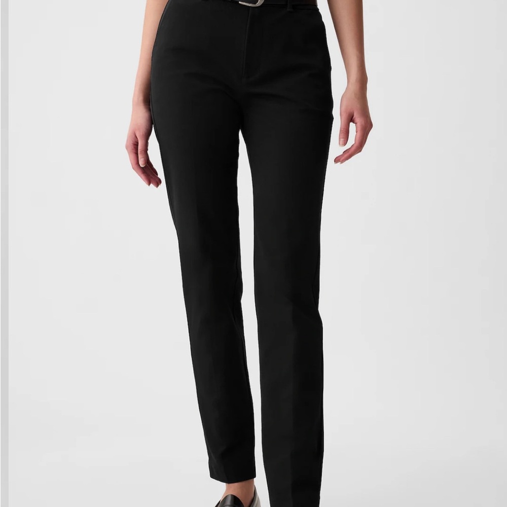 Gap - mid rise bistretch slim pants - size 4 petite - brand new in package.